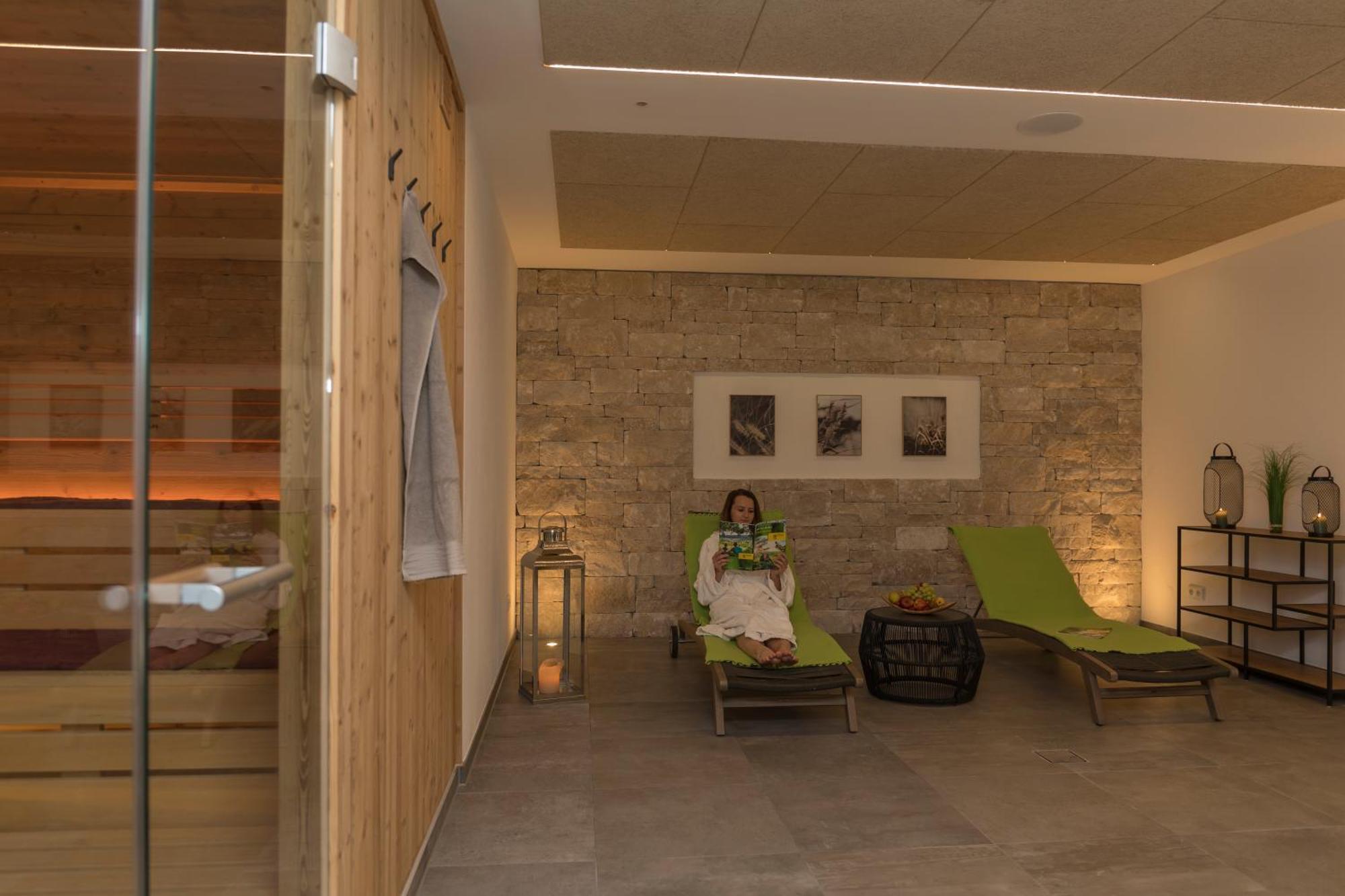 Hotel-Gasthof Zur Sonne พัพเพนไฮม์ ภายนอก รูปภาพ
