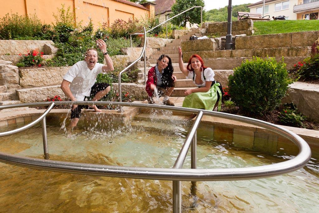 Hotel-Gasthof Zur Sonne พัพเพนไฮม์ ภายนอก รูปภาพ