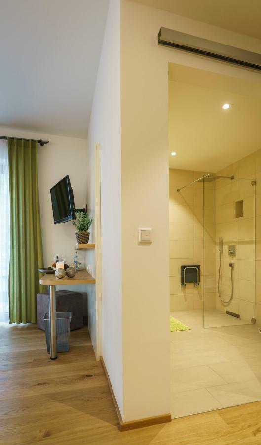 Hotel-Gasthof Zur Sonne พัพเพนไฮม์ ภายนอก รูปภาพ